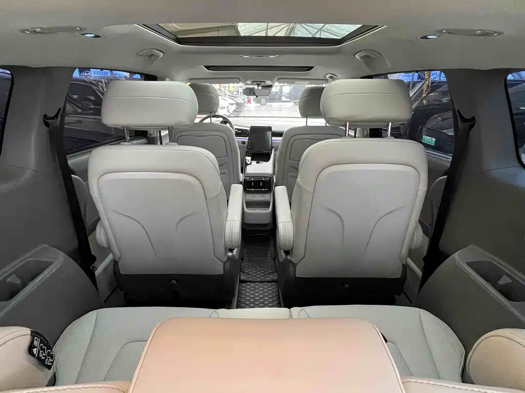 Kusitu 2021 380TGDi Smart Love Premium Edition LUX Premium купить на сайте DeffCars