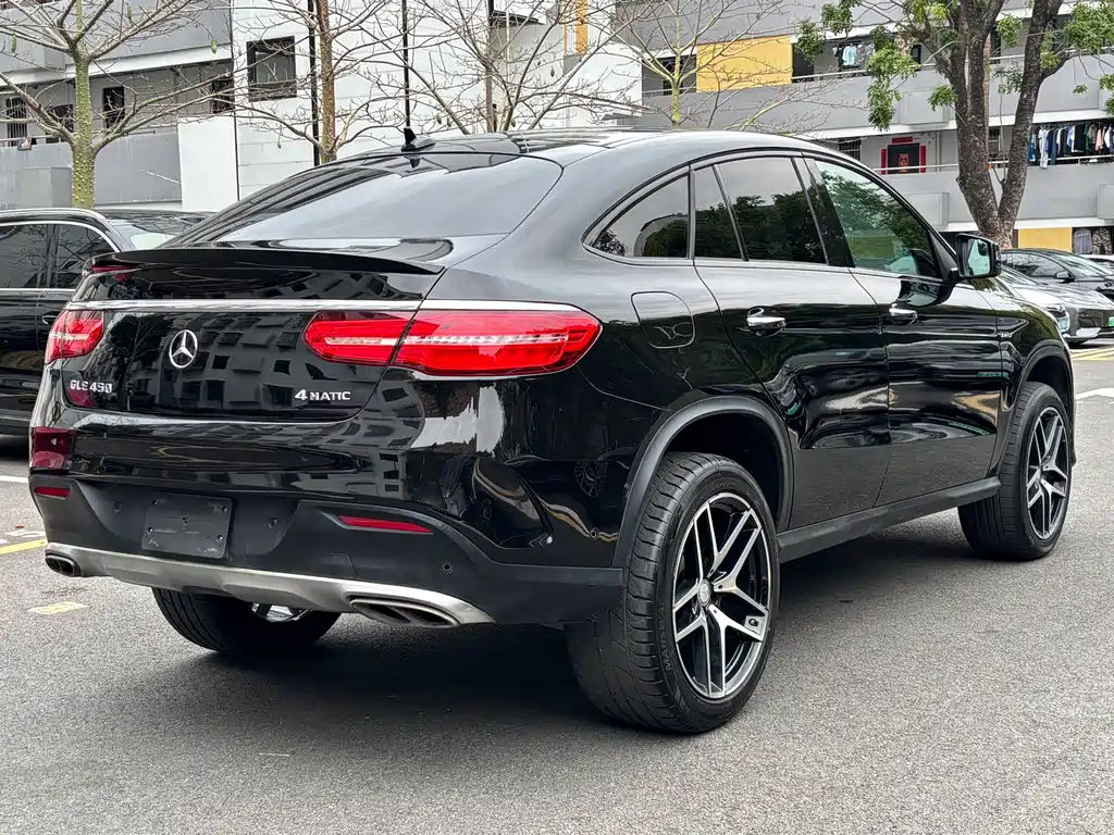 Mercedes-Benz GLE Coupe 2017 GLE 450 AMG 4MATIC Coupe SUV купить на сайте DeffCars