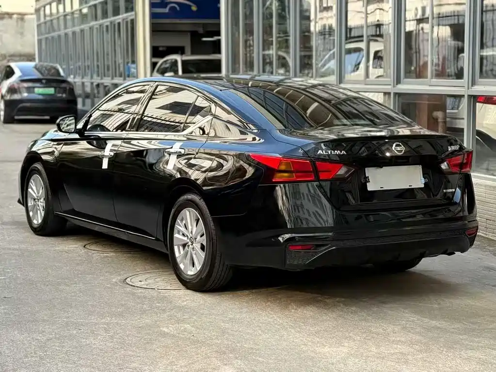 Teana 2021 2.0L XE Fashion Edition купить на сайте DeffCars