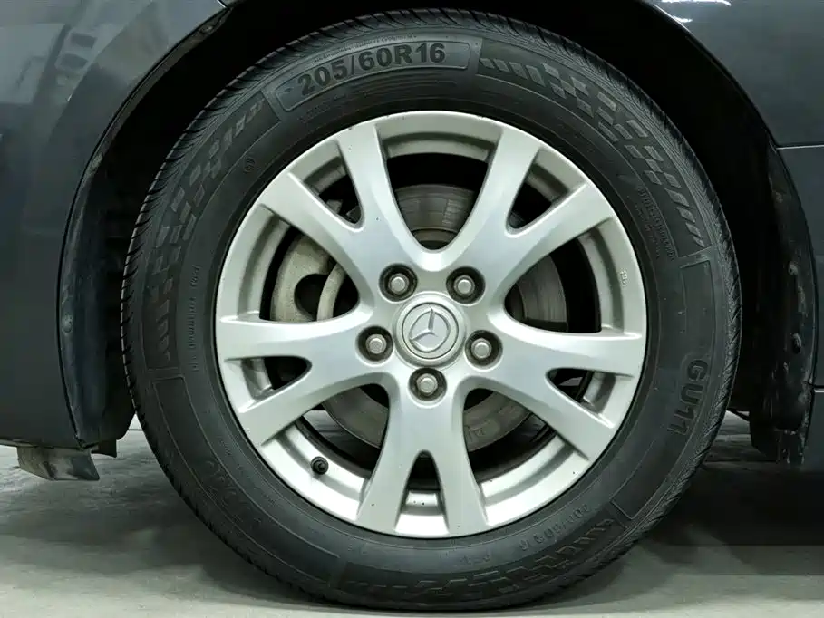 Ruiyi 2011 2.0L automatic elite version купить на сайте DeffCars