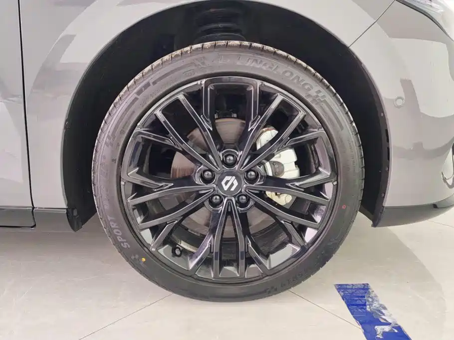 Leapmo Lafa5 2026 515 Pro купить на сайте DeffCars