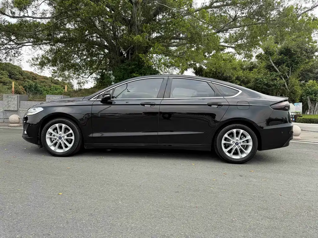 Mondeo 2020 EcoBoost 180 Fashion Model купить на сайте DeffCars