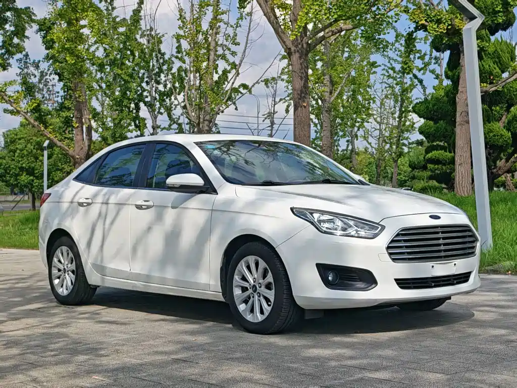 Escort 2017 facelift 1.5L automatic comfort model купить на сайте DeffCars
