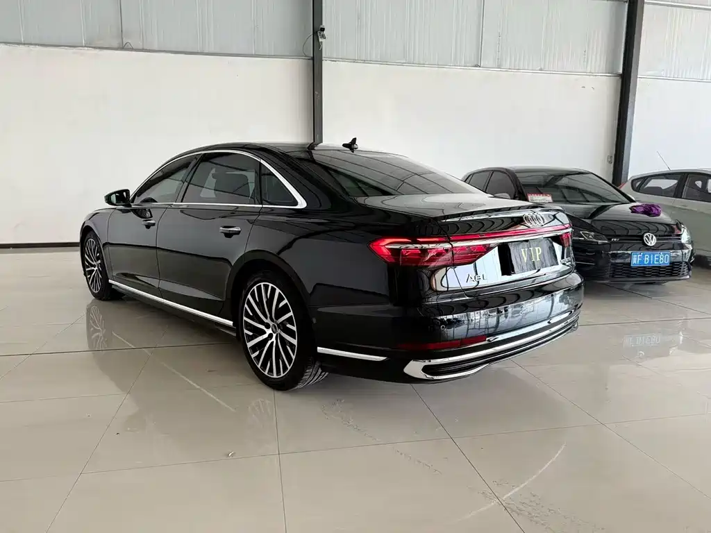Audi A8 2024 A8L 50 TFSI quattro Premium Selection купить на сайте DeffCars