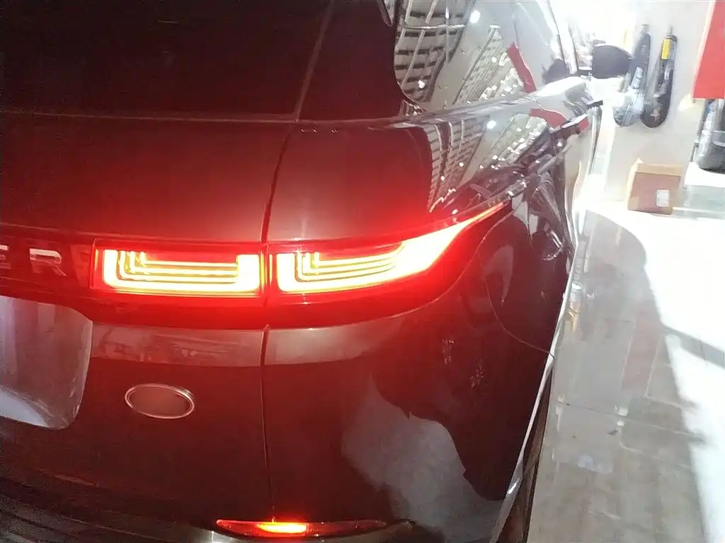 Range Rover Evoque 2021 Evoque L 249PS R-Dynamic First edition купить на сайте DeffCars