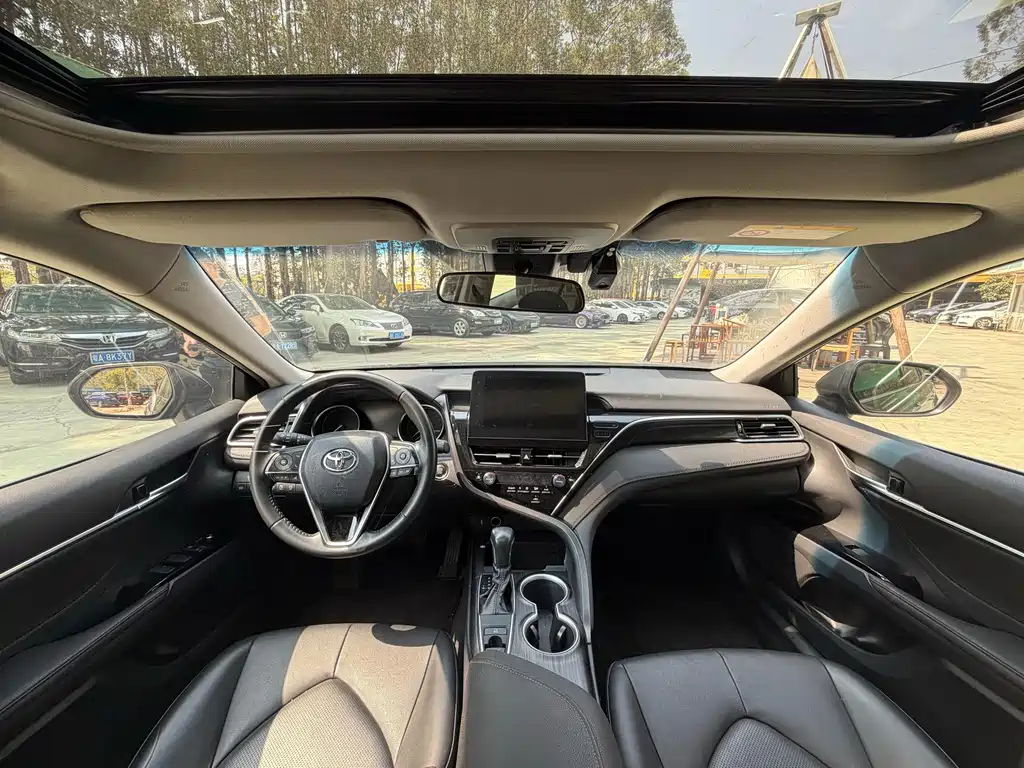 Camry 2023 2.0G Deluxe Edition купить на сайте DeffCars