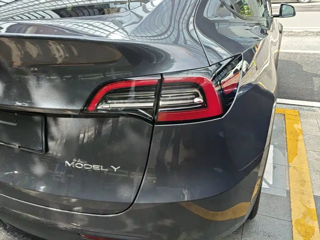 Model Y 2022 modified rear-wheel drive version купить на сайте DeffCars