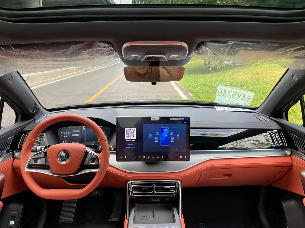 Tangxin Energy 2025 Smart Driving Edition DM-i 175KM Honor Type купить на сайте DeffCars