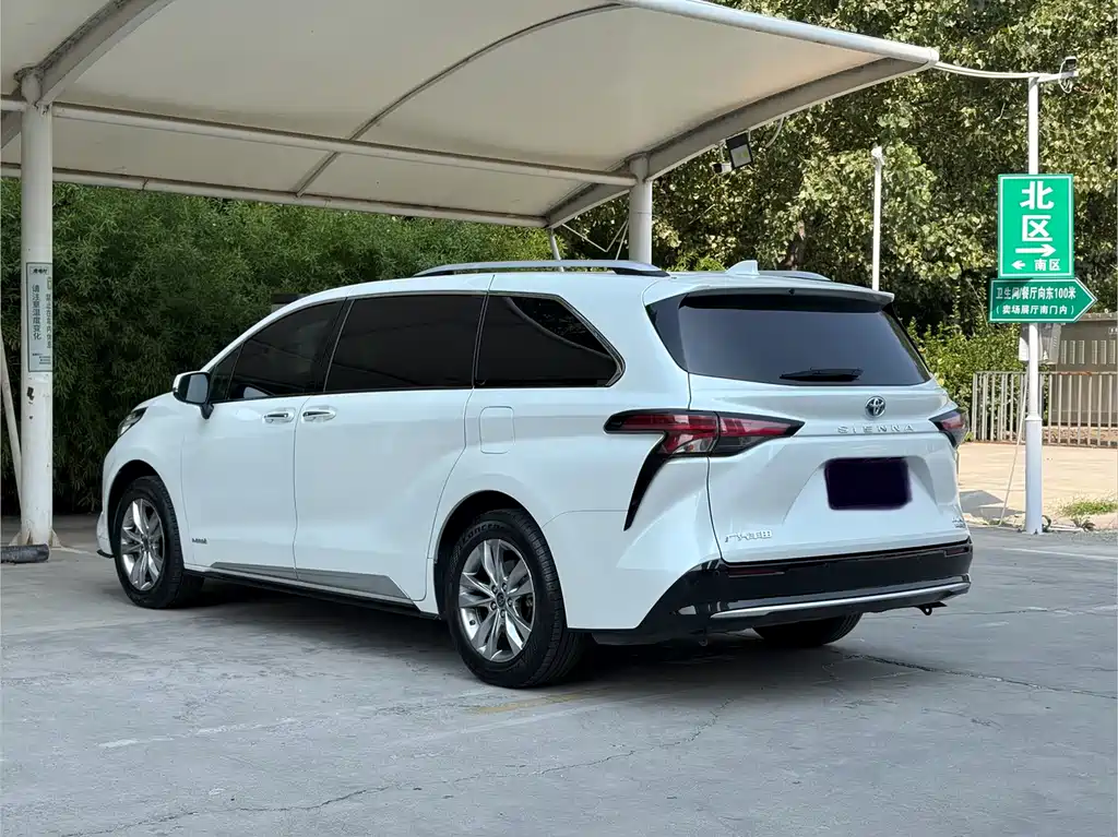 SIENNA 2021 2.5L Hybrid Platinum Edition купить на сайте DeffCars