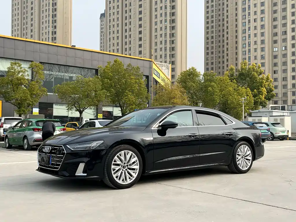 Audi A7L 2024 45TFSI S-line Dream Building Liquid Crystal Package купить на сайте DeffCars
