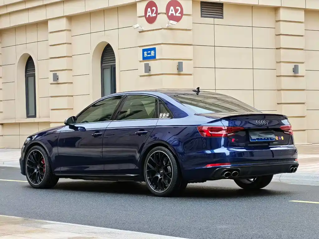 Audi S4 2018 S4 3.0TFSI купить на сайте DeffCars