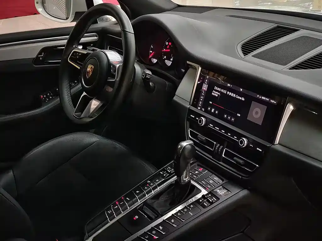 Macan 2018 Macan 2.0T купить на сайте DeffCars