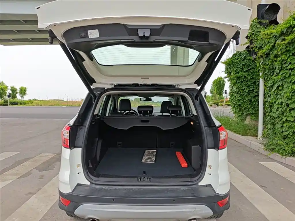 Escape 2018 facelift EcoBoost 180 two-wheel drive luxury wing купить на сайте DeffCars