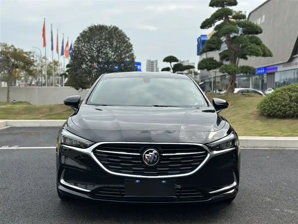 LaCrosse 2022 652T luxury model купить на сайте DeffCars