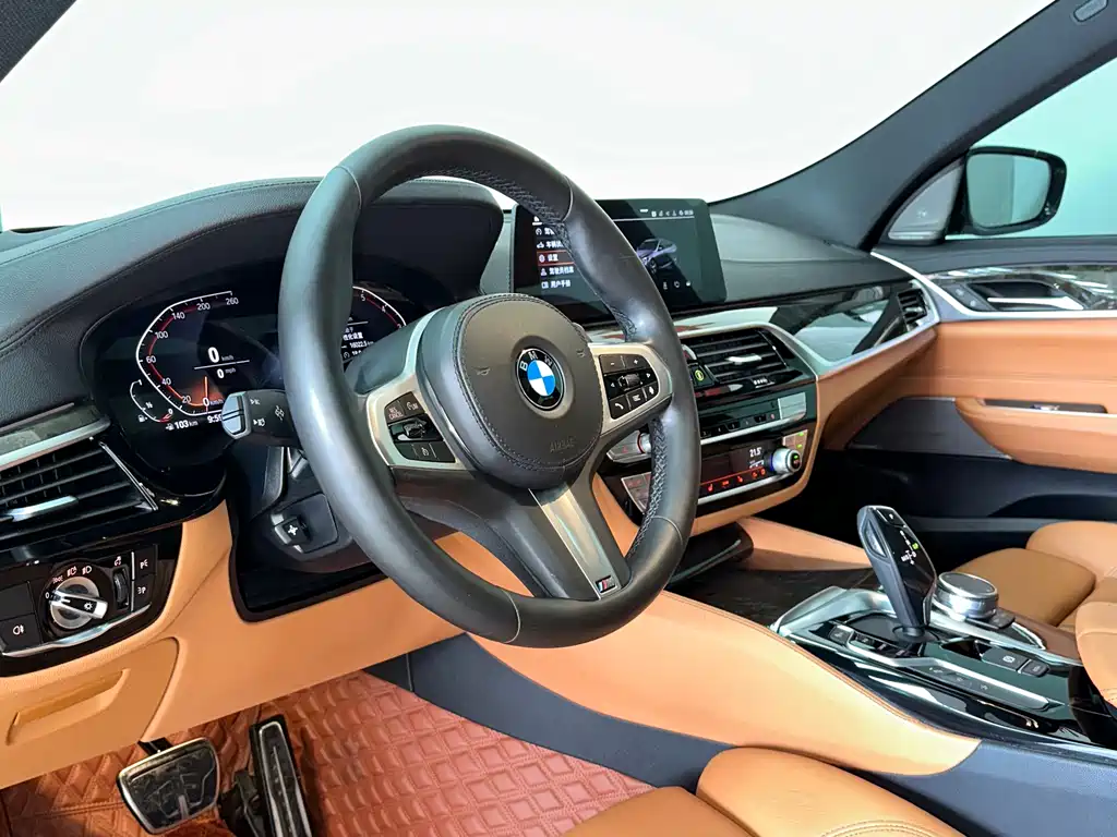 BMW 6 Series GT 2019 630i M Sports Package купить на сайте DeffCars