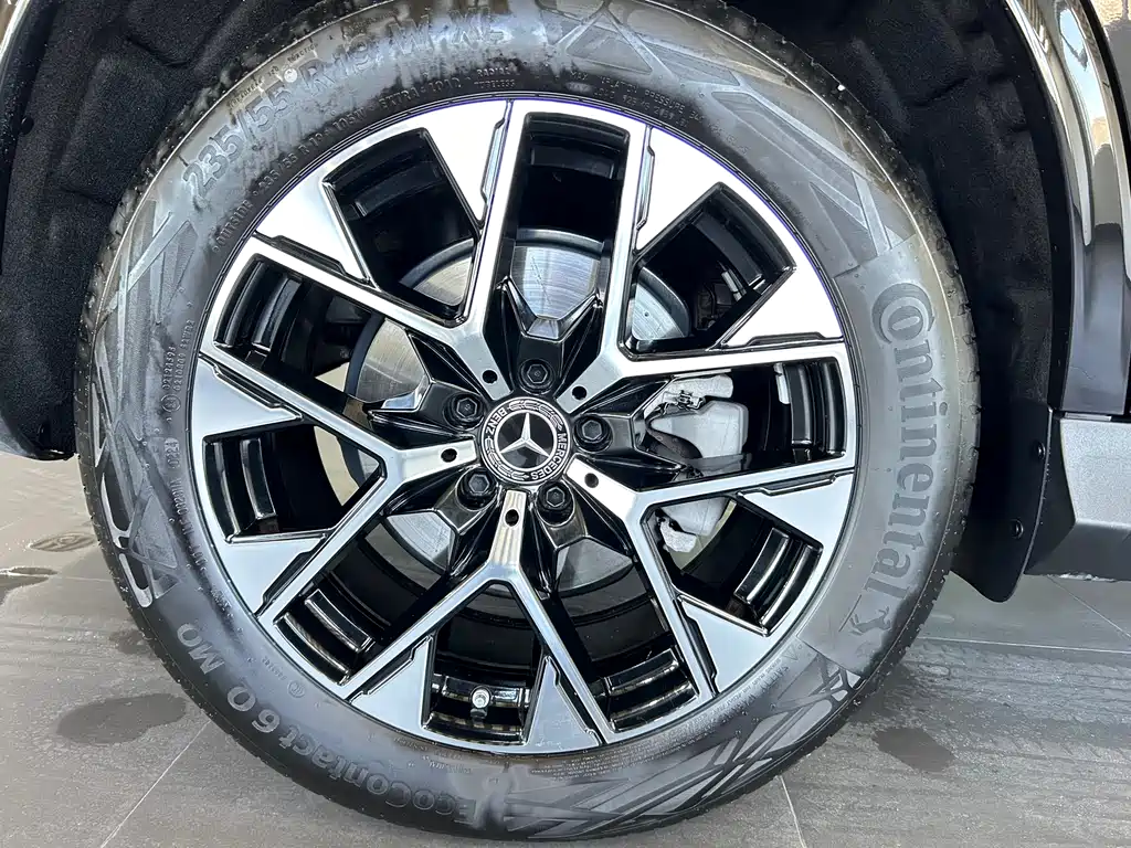 Mercedes-Benz GLC 2024 facelift GLC 260 L 4MATIC luxury model 5 seats купить на сайте DeffCars