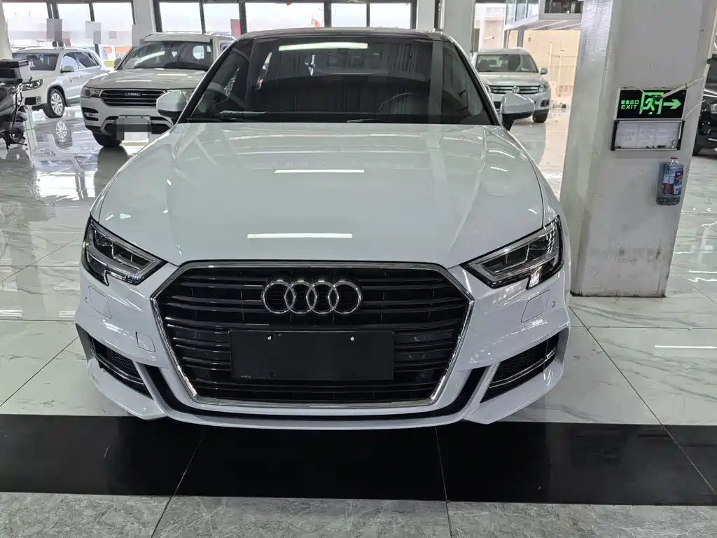 Audi A3 2019 Sportback 35 TFSI Fashion Type National VI купить на сайте DeffCars