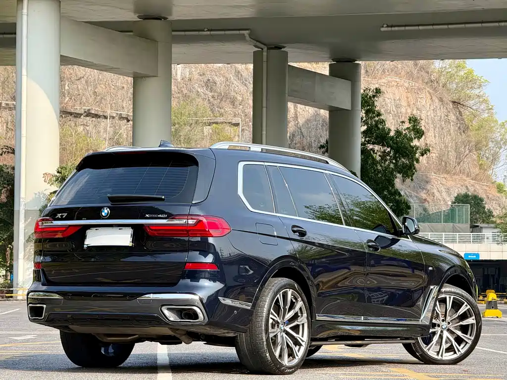BMW X7 2022 xDrive40i Exclusive M Sports Package купить на сайте DeffCars