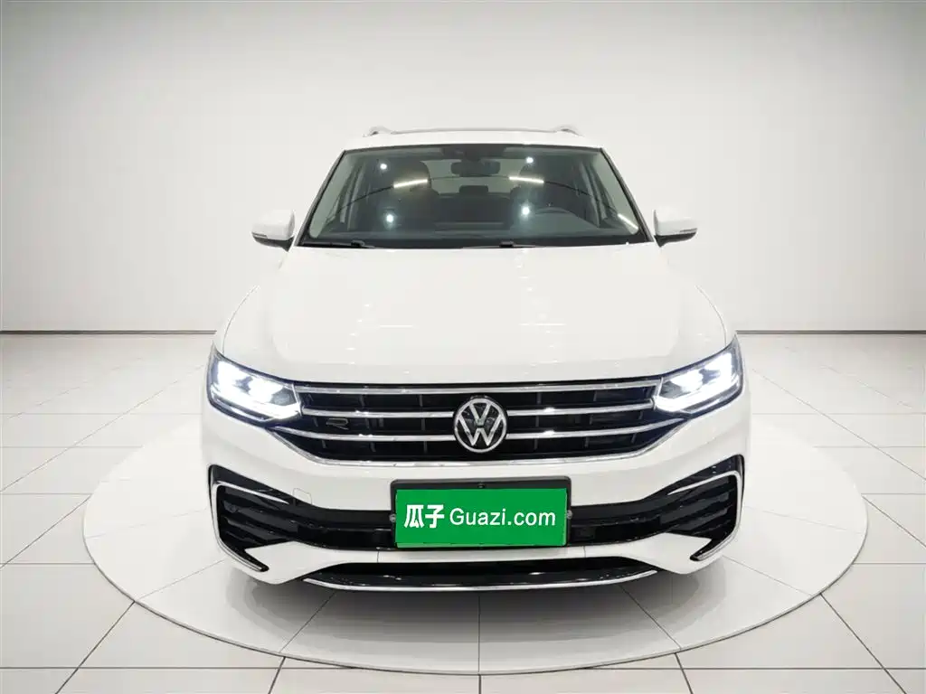 Tiguan L 2022 330TSI automatic two-wheel drive R-Line version купить на сайте DeffCars