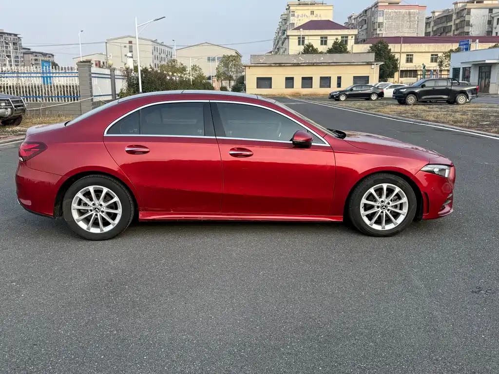 Mercedes-Benz A-Class 2019 A 200 L Sports Sedan купить на сайте DeffCars