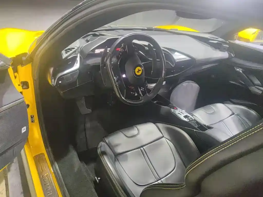 SF90 2020 3.9T V8 Stradale купить на сайте DeffCars