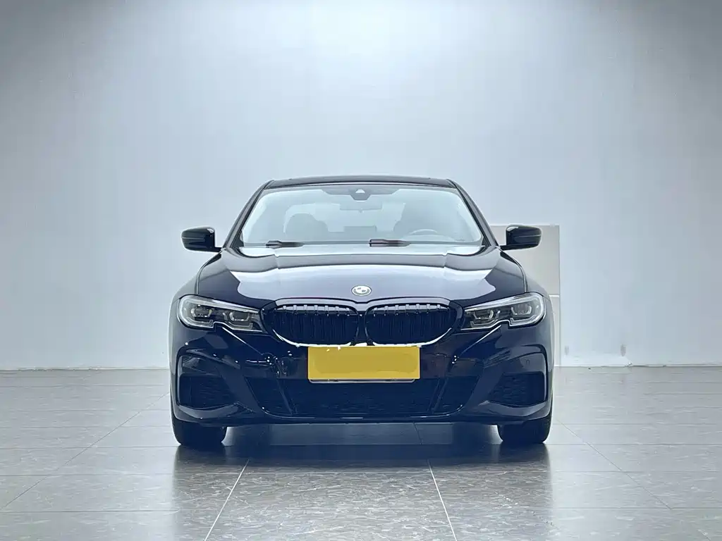 BMW 3 Series 2022 325i M Sports Package купить на сайте DeffCars