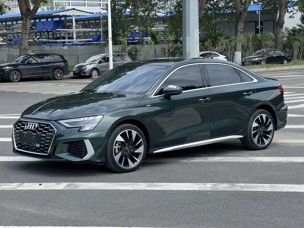 Audi A3 2022 A3L Limousine 35 TFSI Fashionable and Sporty купить на сайте DeffCars