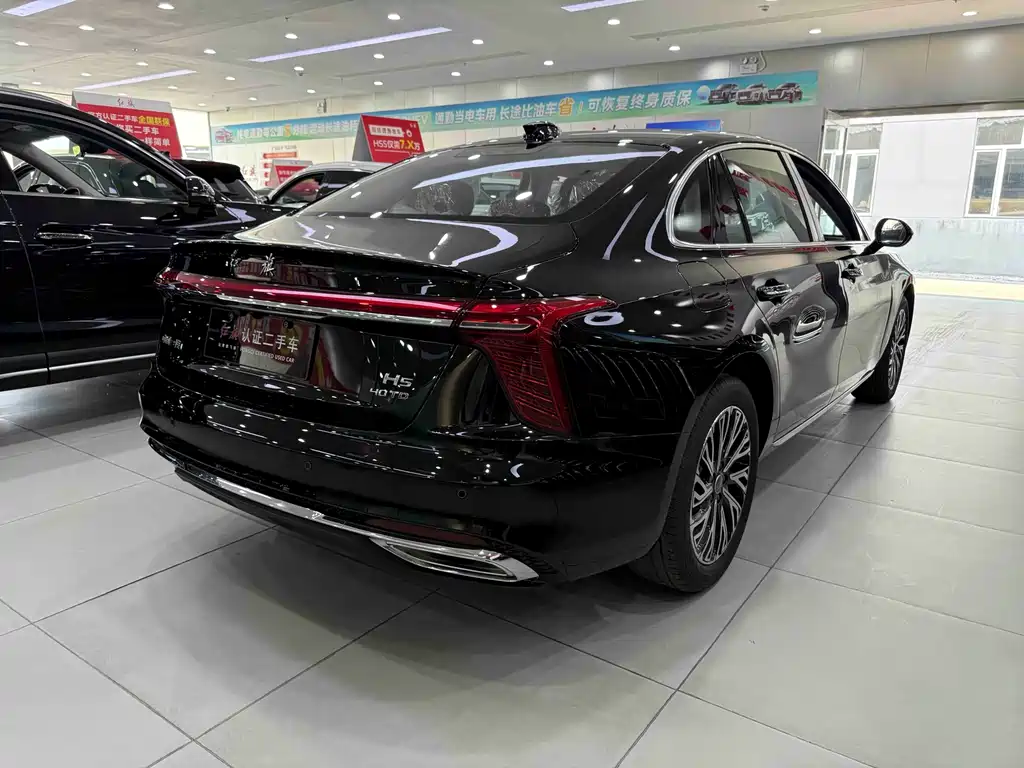 Hongqi H5 2025 2.0T automatic Qichang version купить на сайте DeffCars