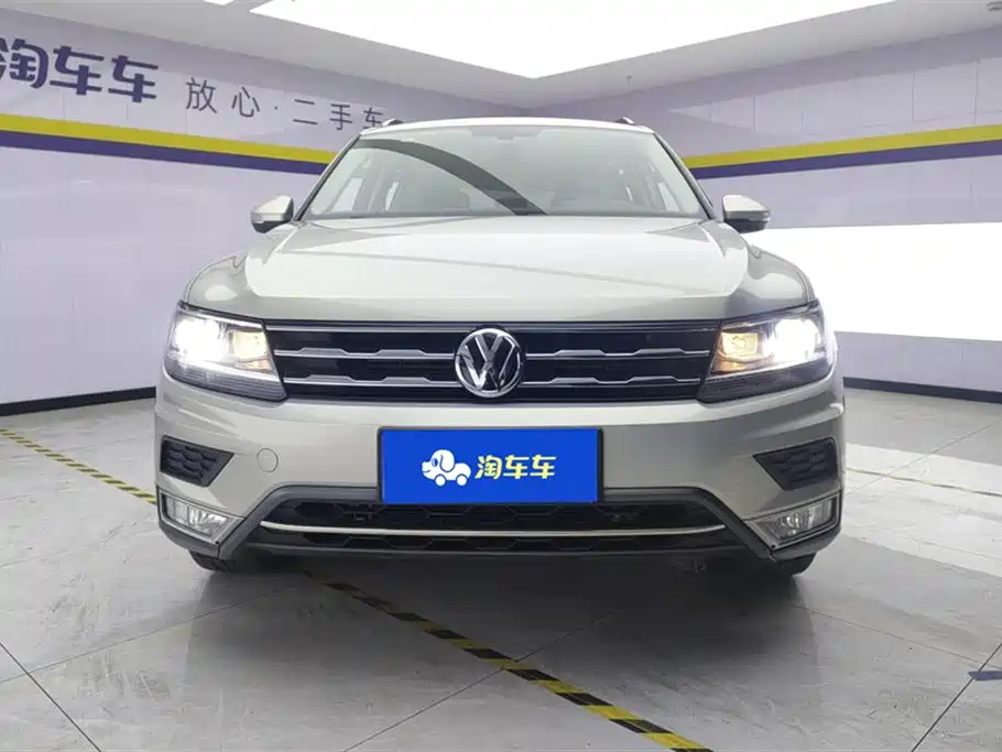 Tiguan L 2017 330TSI automatic two-wheel drive fashion version купить на сайте DeffCars