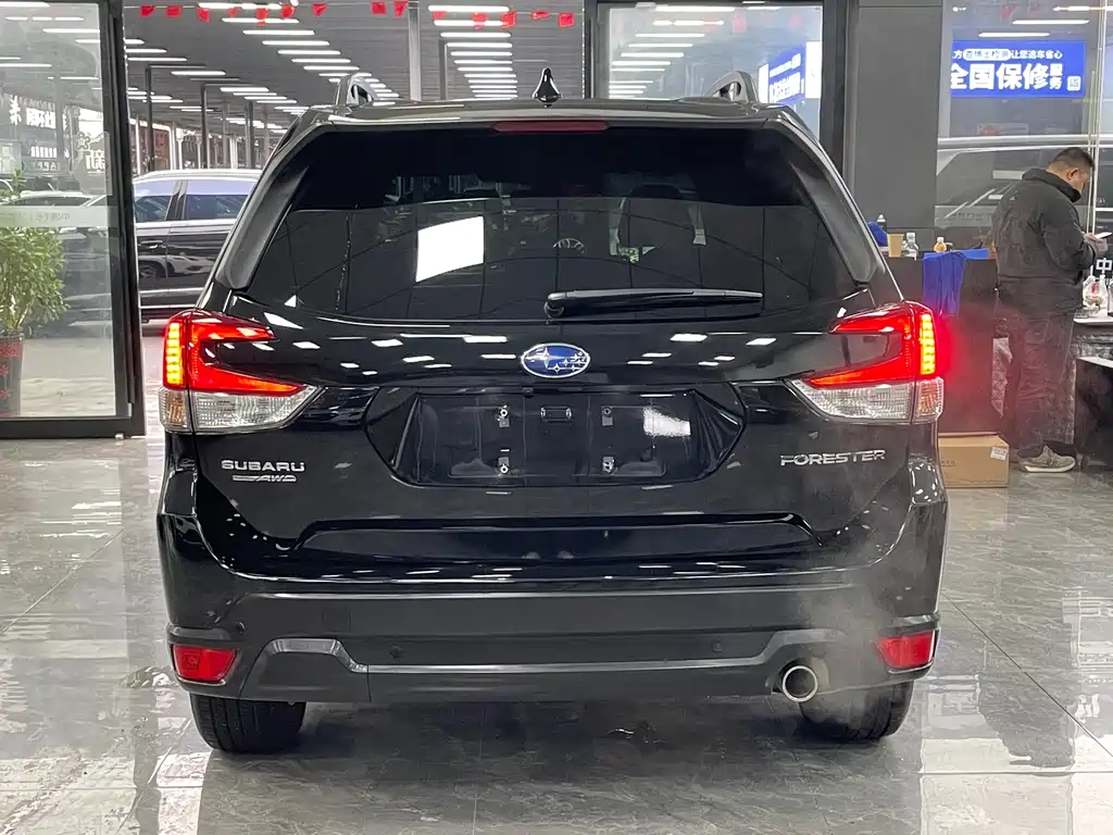 Forester 2022 2.0i AWD Deluxe Edition EyeSight купить на сайте DeffCars