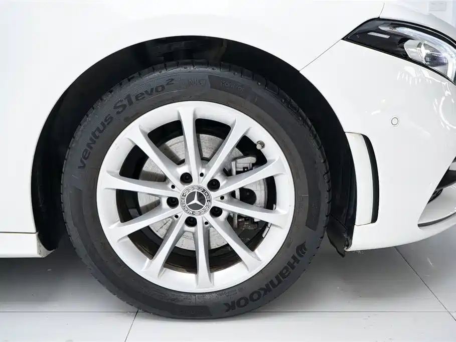 Mercedes-Benz A-Class 2022 Facelift A 200 L Sports Sedan Fashionable купить на сайте DeffCars