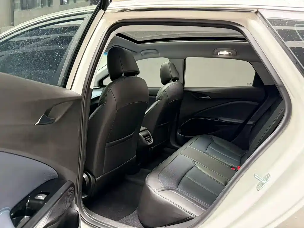 Velite 6 2024 430km Premium Edition купить на сайте DeffCars