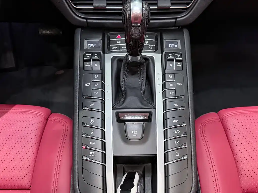 Macan 2020 Macan GTS 2.9T купить на сайте DeffCars