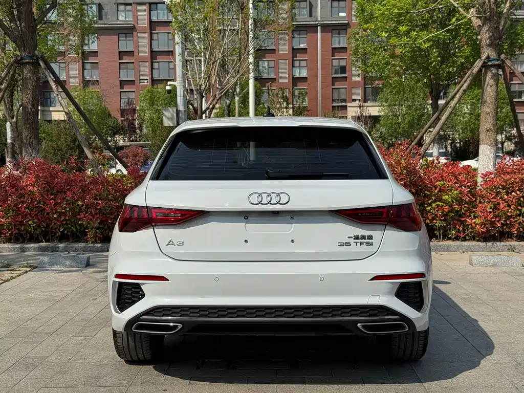 Audi A3 2023 Sportback 35 TFSI stylish and sporty купить на сайте DeffCars