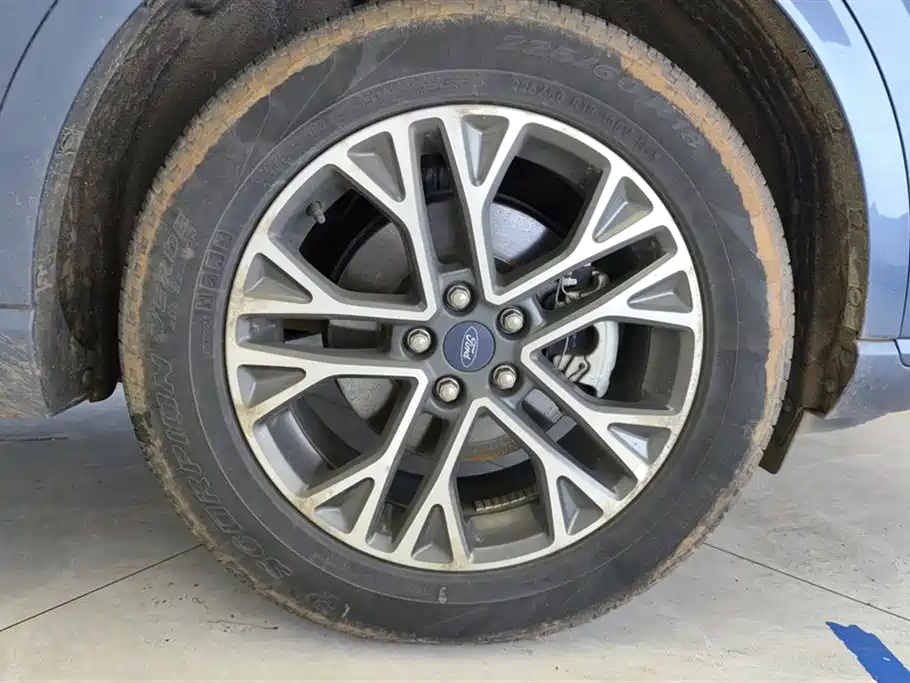 Ruiji 2020 EcoBoost 245 four-wheel drive premium model купить на сайте DeffCars