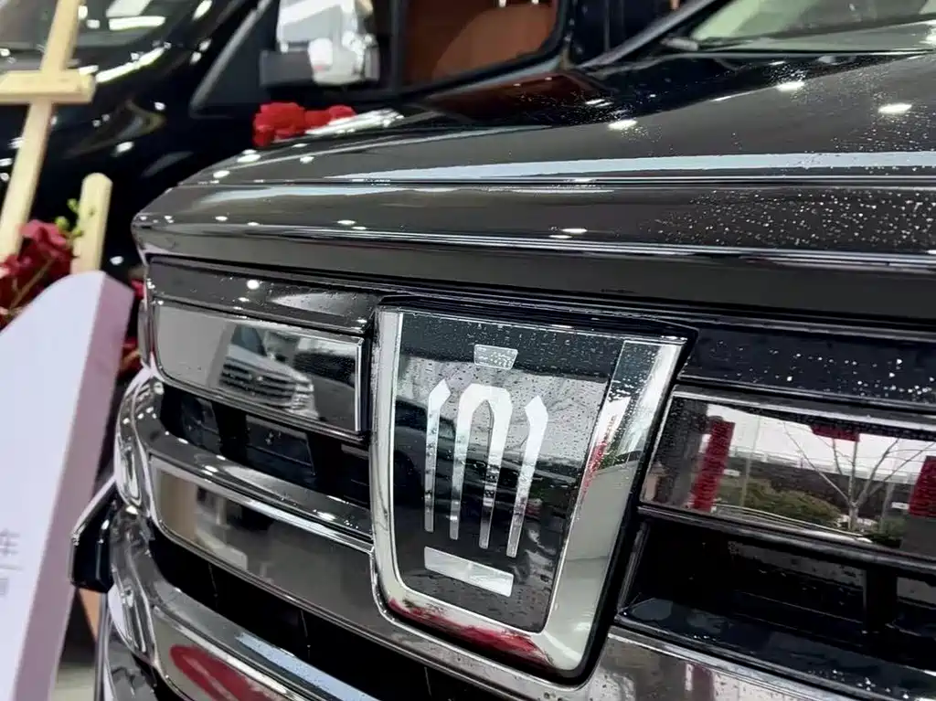 Wilfa 2025 Crown Dual Engine 2.5L Black Gold Executive Edition купить на сайте DeffCars
