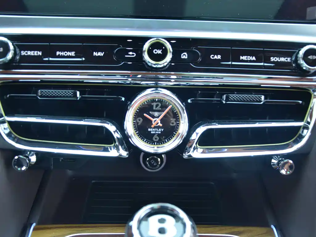 Flying Spur plug-in hybrid 2022 2.9T V6 Hybrid купить на сайте DeffCars