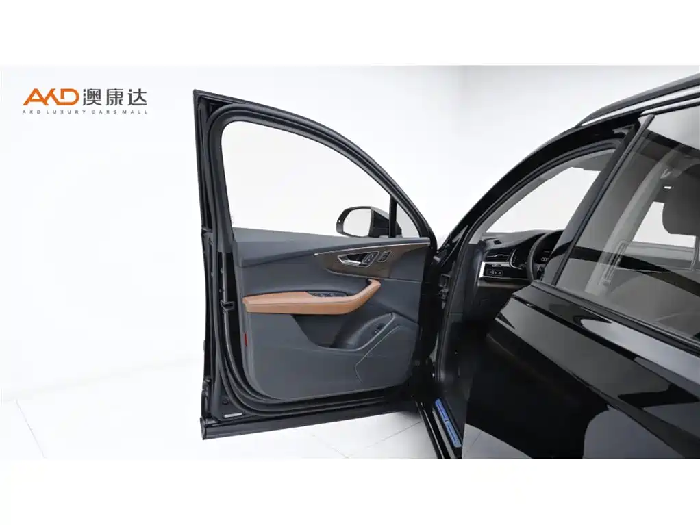 Audi Q7/2.0T/24/45TFSI quattro S line Black Warrior купить на сайте DeffCars