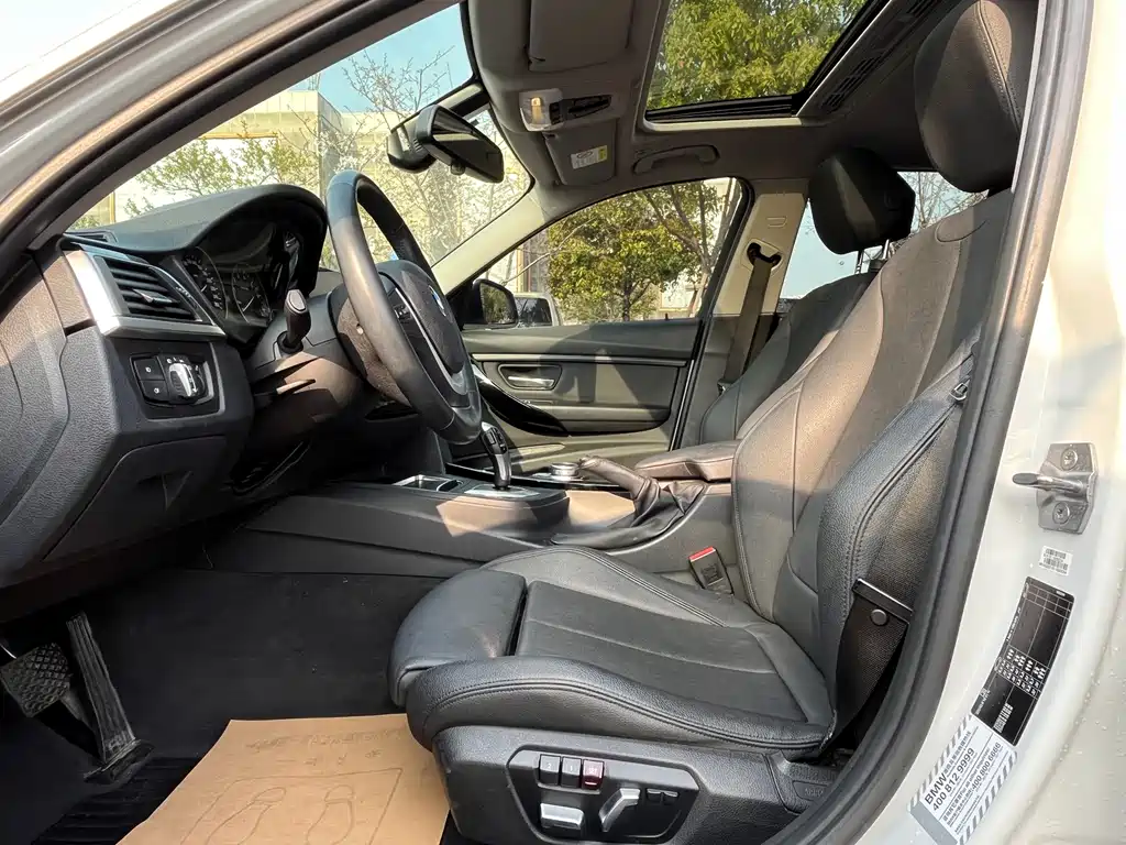 BMW 3 Series 2019 320Li Fashion Model купить на сайте DeffCars