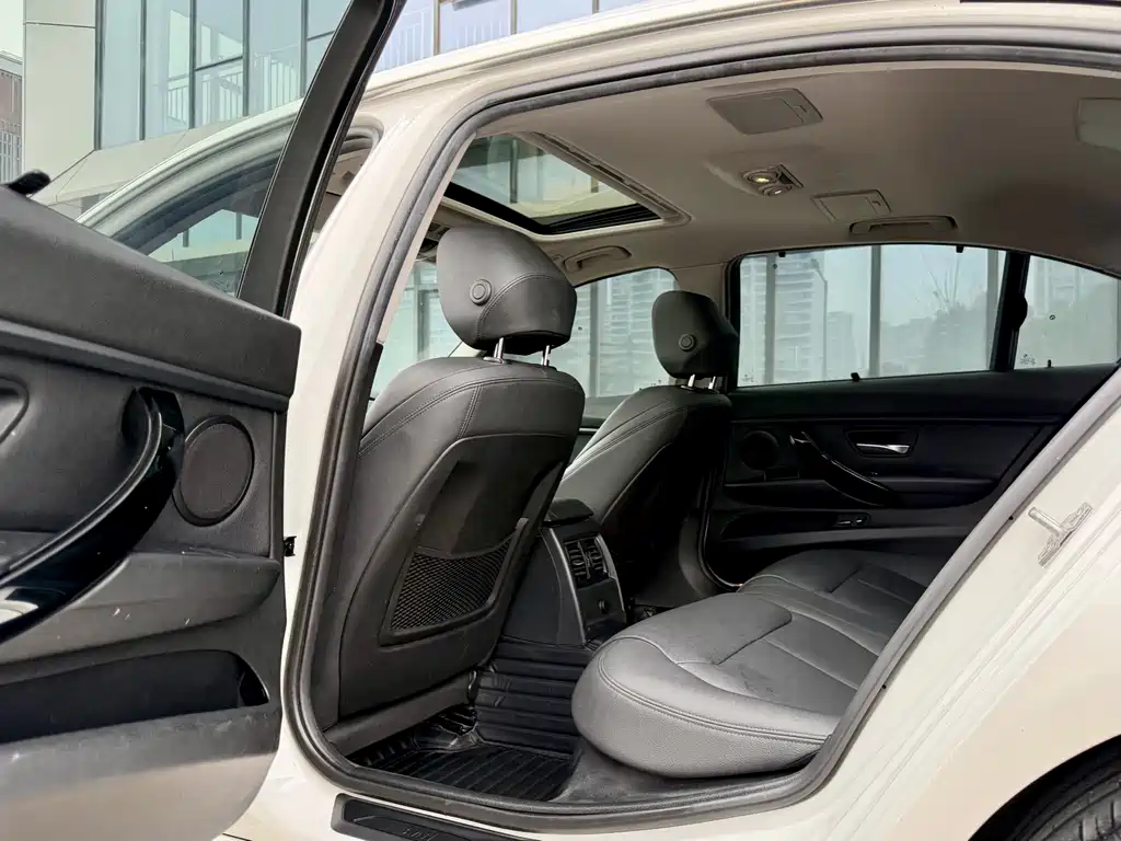 BMW 3 Series 2018 320Li Fashion Model купить на сайте DeffCars