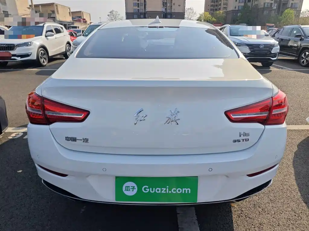 Hongqi H5 2020 1.8T Automatic Intelligent Connected Flag Edition купить на сайте DeffCars
