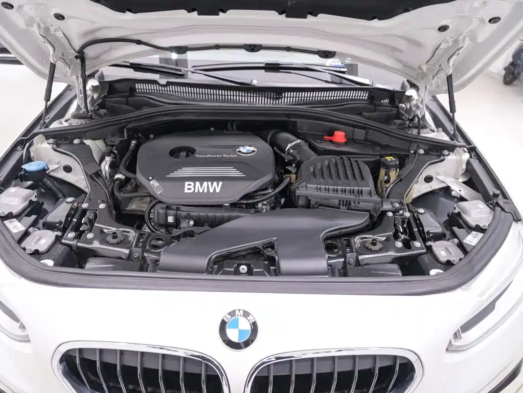 BMW 1 Series 2018 118i Sports купить на сайте DeffCars