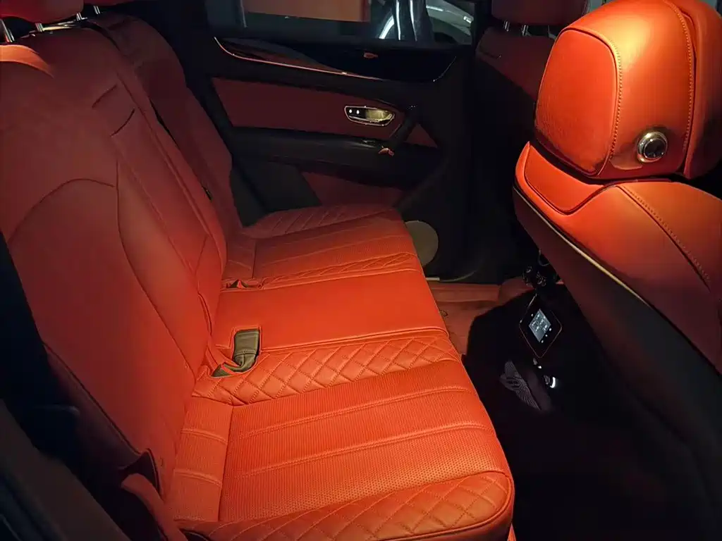 Bentayga 2018 4.0T V8 купить на сайте DeffCars