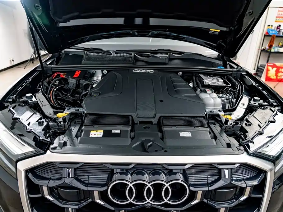 Audi Q7 2024 45 TFSI quattro S line sports купить на сайте DeffCars