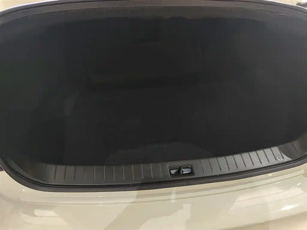 Infiniti Q50L 2018 2.0T Yixiang Edition National VI купить на сайте DeffCars