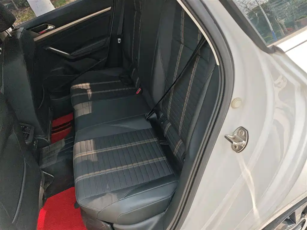 Lavida 2022 1.5L automatic vision version купить на сайте DeffCars