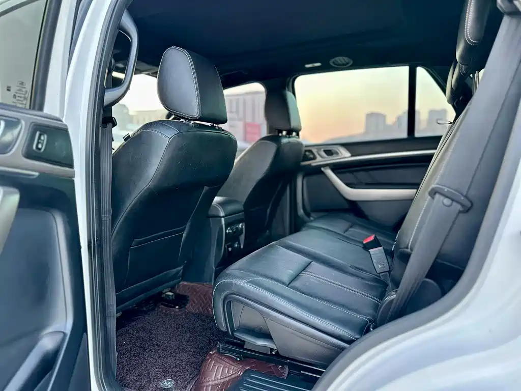 Everest 2020 2.3T gasoline automatic four-wheel drive luxury version 5 seats купить на сайте DeffCars