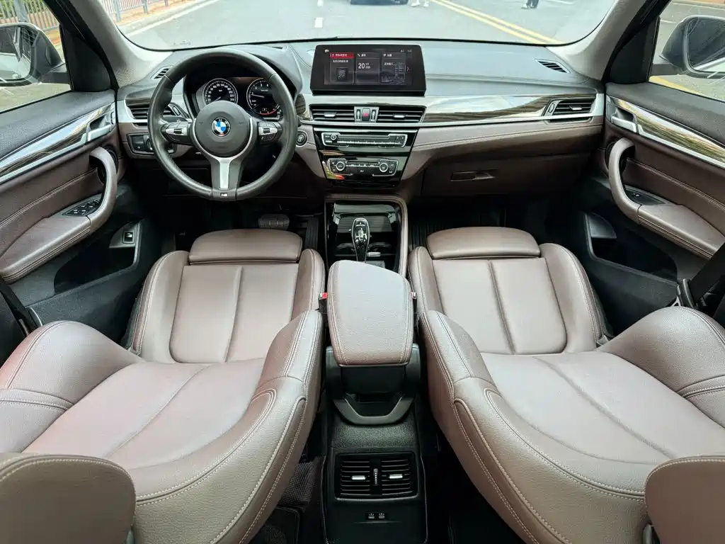BMW X1 2020 xDrive25Li Exclusive Model купить на сайте DeffCars