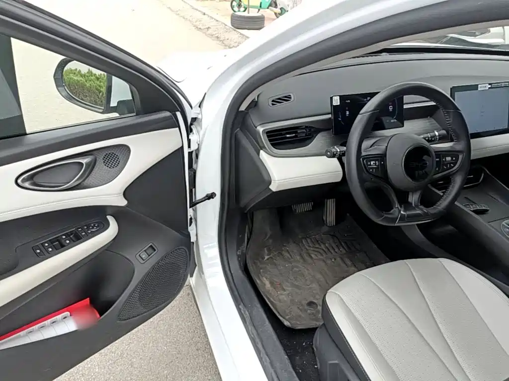 Seal 05 DM-i 2025 Smart 55km Luxury Edition купить на сайте DeffCars
