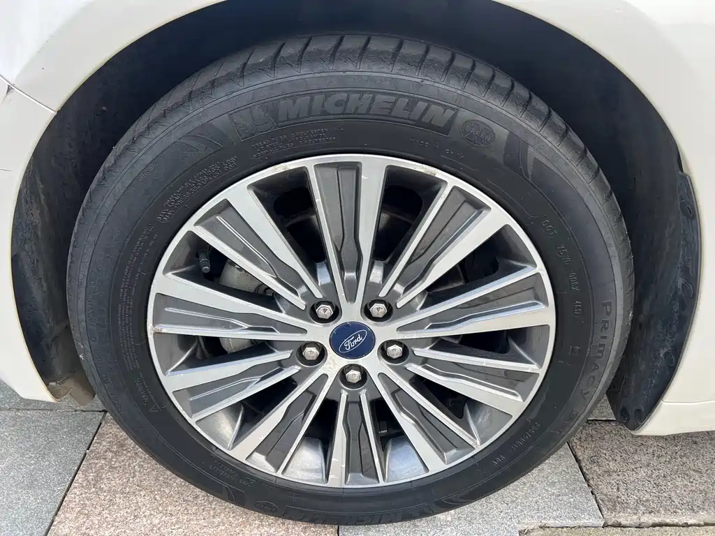 Mondeo 2017 EcoBoost 200 Luxury купить на сайте DeffCars